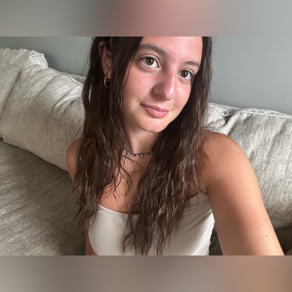 Meet your Posher, Bethany - Picture 3 of 6